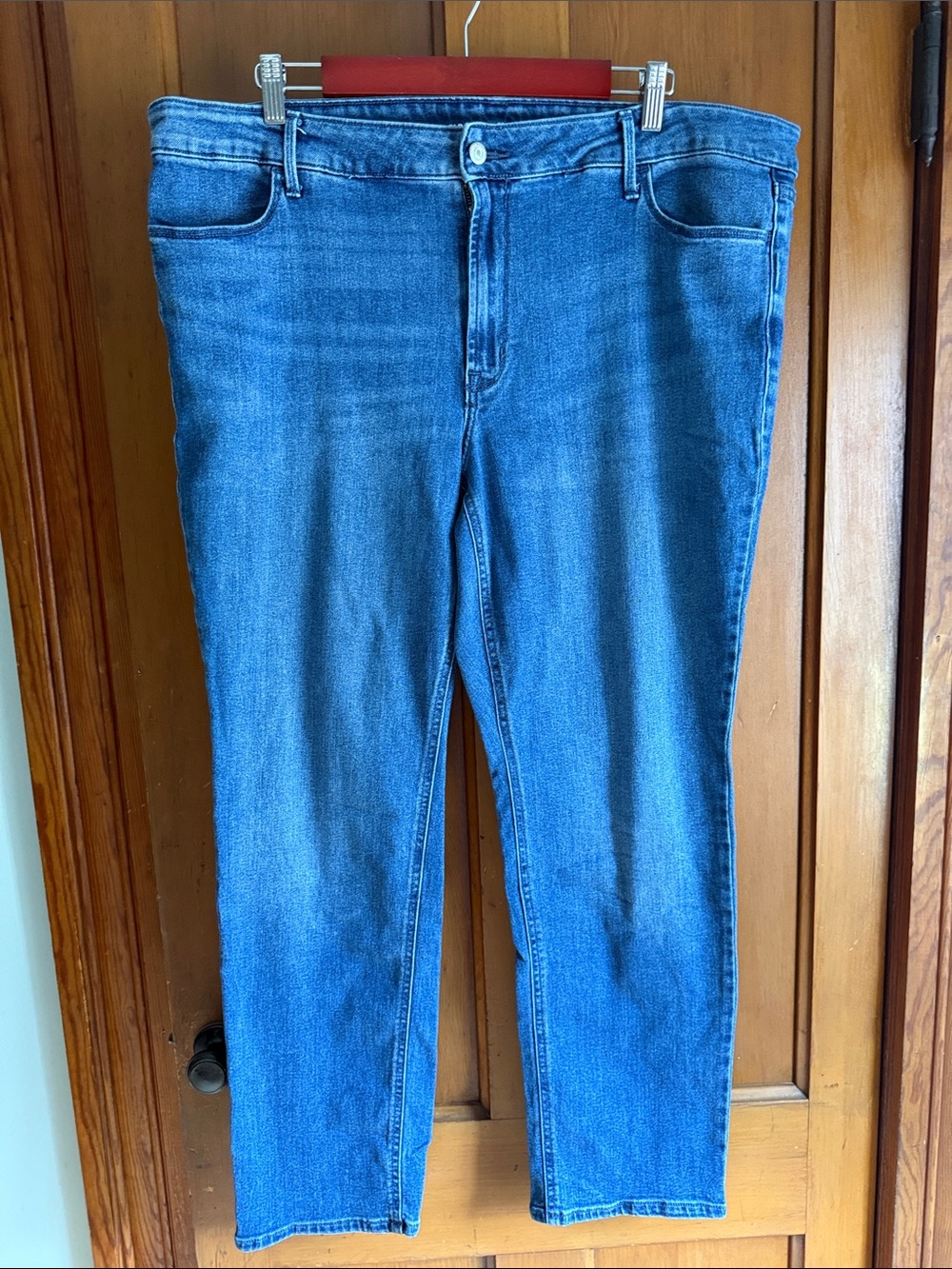 Old Navy Women’s Size 20 Medium Blue High-Rise Straight Jeans